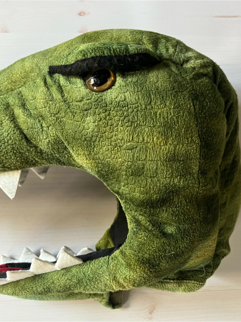 Pottery Barn Dinosaur costume - Picture 6 of 14